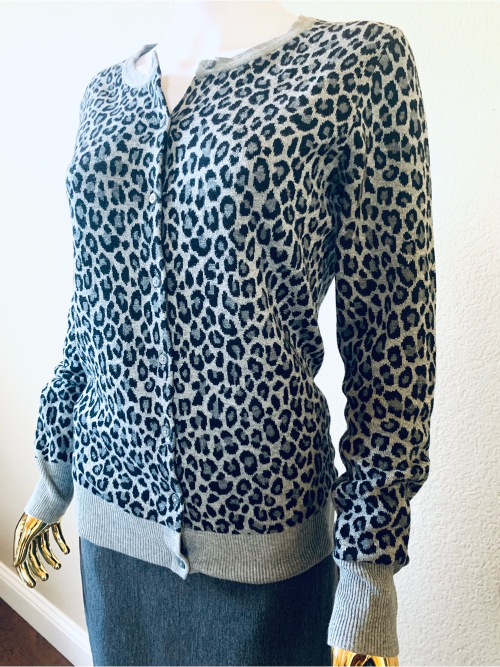 NWOT Women's Leopard Print Button-Front Cardigan - Gray/Black Size M